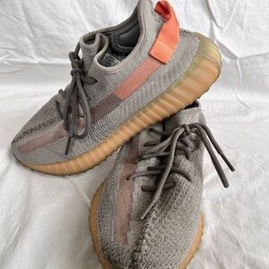 Adidas Yeezy Boost 350 v2 shoes US size 10.5